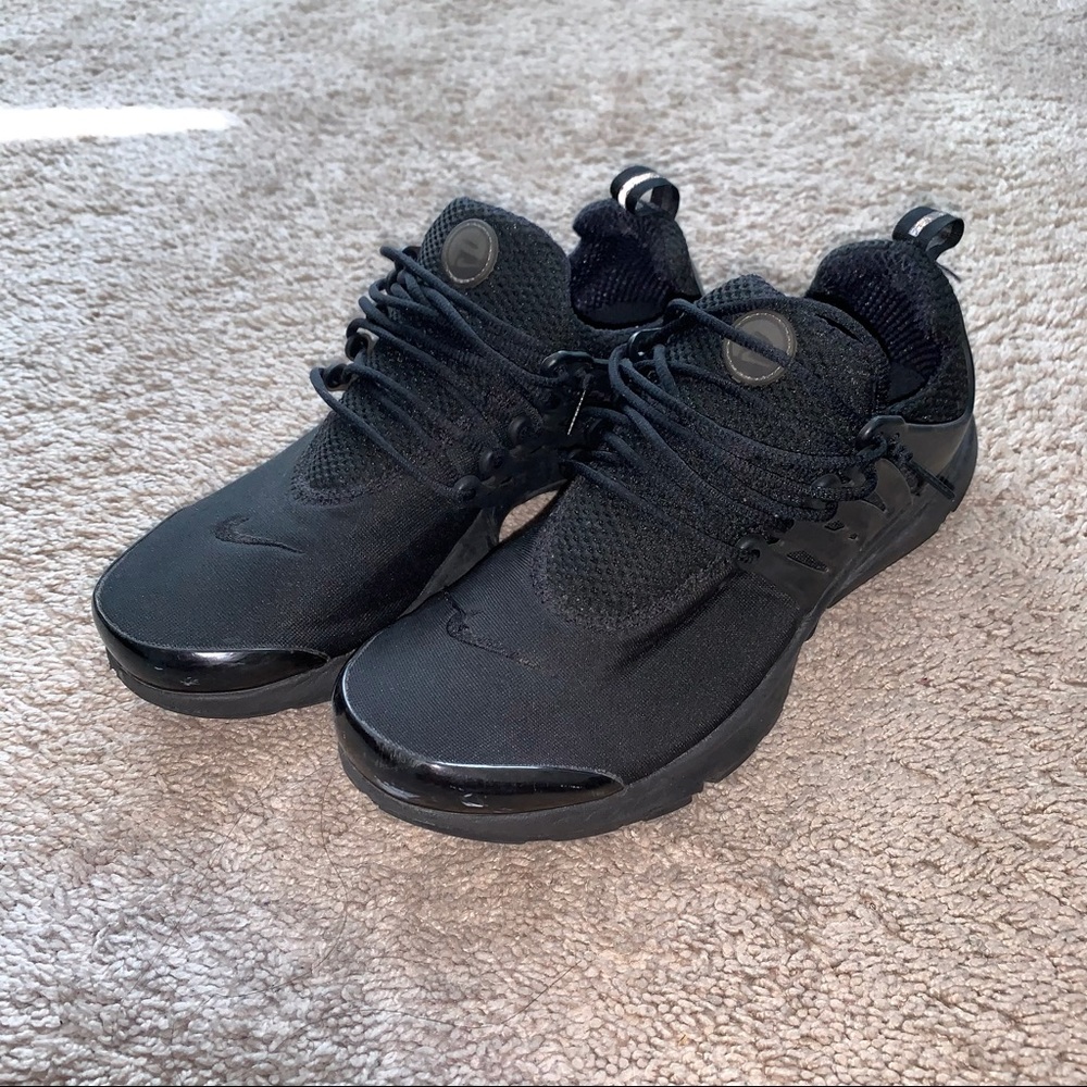 All Black Nike Air Presto